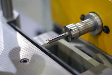 Milling cutter in woodworking machine