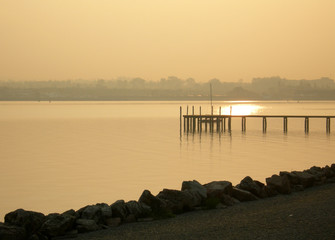 Obraz premium tramonto sul lago di garda