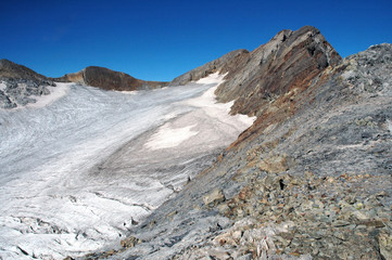 la neige &eacute;tait sale