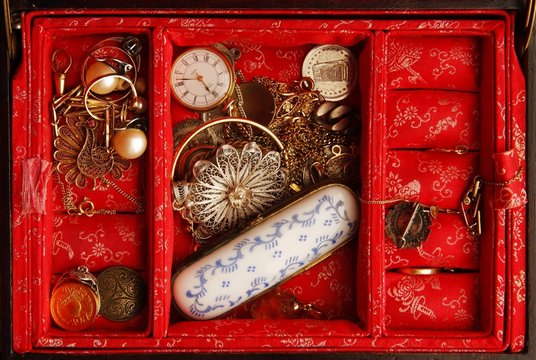 Bo&icirc;te &agrave; bijoux