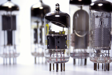 Elektronenröhren