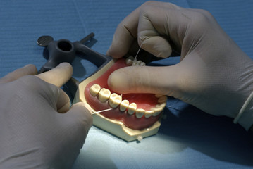 showing how to use floss
