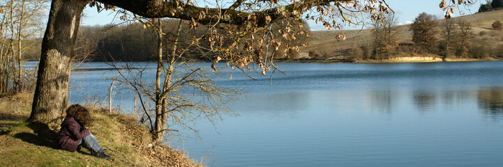 au bord du lac