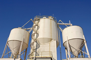 Industrial Cement Processing Plant