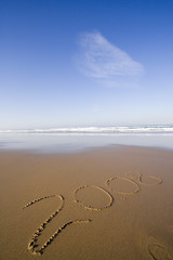 2008 year writed at the beach