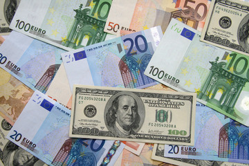Obraz na płótnie Canvas euro i dolarach