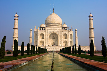 Fototapeta premium The Taj Mahal mausoleum - Agra, Uttar Pradesh, India