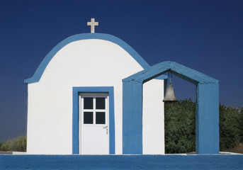 kapelle in blau