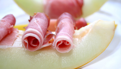 Honigmelone mit Schinken