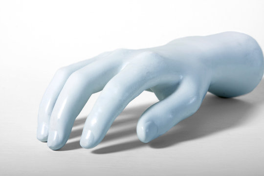Main Bleue