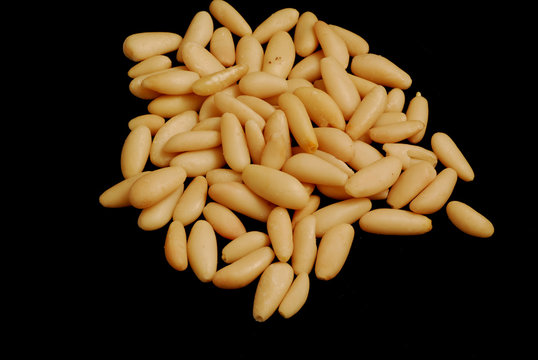 pinoli