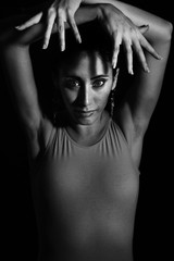 Obraz premium Passionate flamenco dancer girl isolated on black