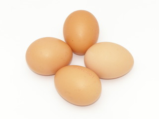 quatres oeufs