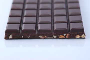 Tablette de chocolat aux noisettes