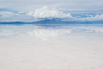 mountain, reflecting in the lake