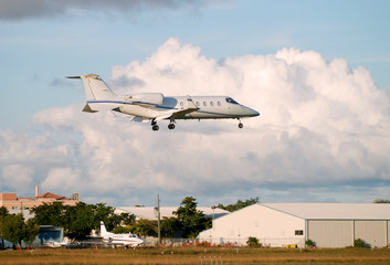 Fototapeta premium Private jet landing