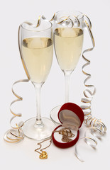 Champagne, wedding bands & chain with mouse in heart 