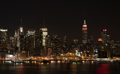 Fototapeta na wymiar Odbicie Noc Manhattan