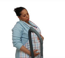 femme enceinte tenant son ventre