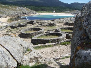 Casas celtas © RODRIGUEZMIGUEL