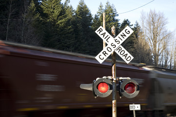 Rail road crosiing warning lights