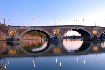 quais de toulouse de nuit