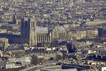 Fototapeta premium France, Paris: nice aerial city view with Notre Dame cathedral