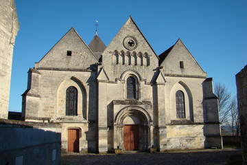 Fototapeta na wymiar Eglise de Coucy-le-Chateau,Aisne,Picardie