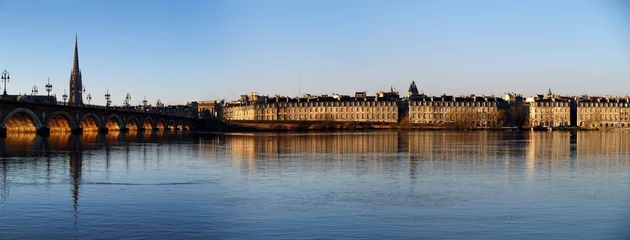 Fotobehang Bordeaux, pont de pierre © gelinaud