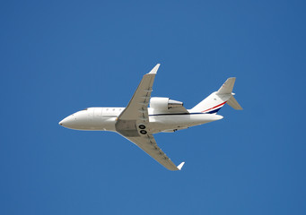 Business jet airplane