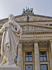 Obraz premium berlin gendarmenmarkt schiller denkmal