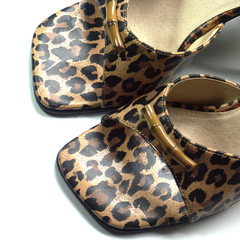 chaussures fauves 