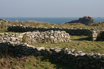 mur de pierre ,bretagne,eire