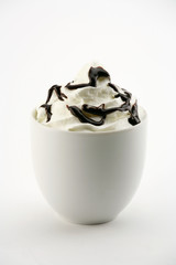 panna montata con crema al cioccolato