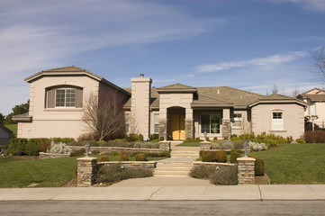 Fototapeta na wymiar Wykonawczego domu w Północnej Kalifornii