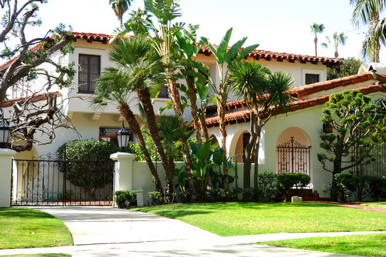 Image Of A Beautiful Home In Southern California