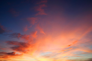 Naklejka premium roter himmel