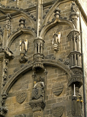 Fototapeta na wymiar Fragment elewacji wieży, Praga