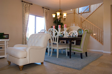 Modern tastefully decorated dining room