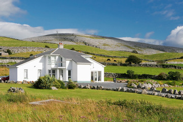 Maison isolée en campagne