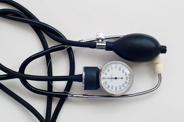 sphygmomanometer