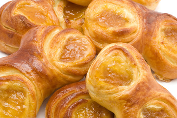 roll with jam close up