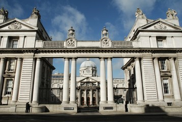 Dublin, Government buildings