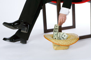 The money in the hat