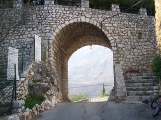arche de pierre