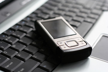 Good connect. Laptop and mobile phone