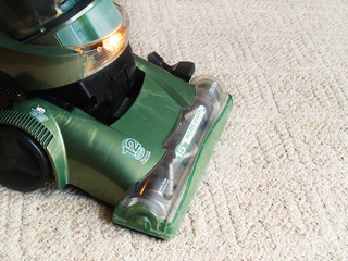 vacuum carpet cleaning