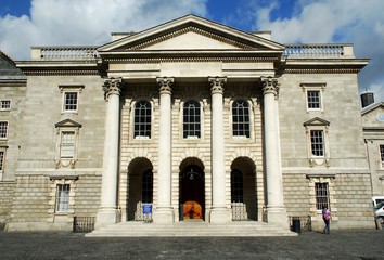 Dublin,Trinity College, Parliament Square, Chapel(1798) 2