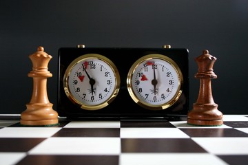 chess clock and queens
