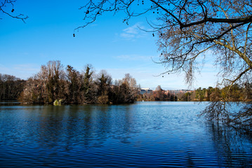 Obraz premium Lac du parc de la Tête d'Or à Lyon